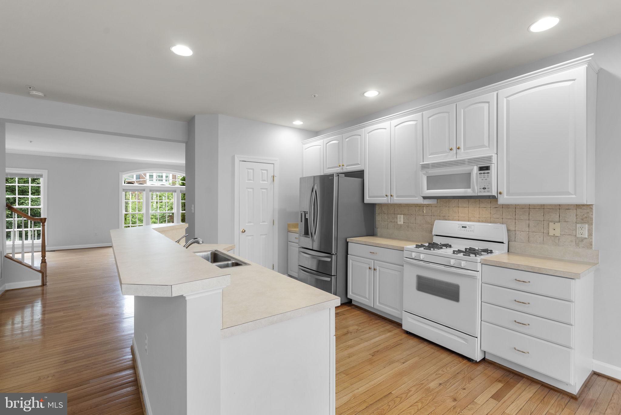 14041 Rockingham Road Germantown, MD 20874 - Photo 17 of 60