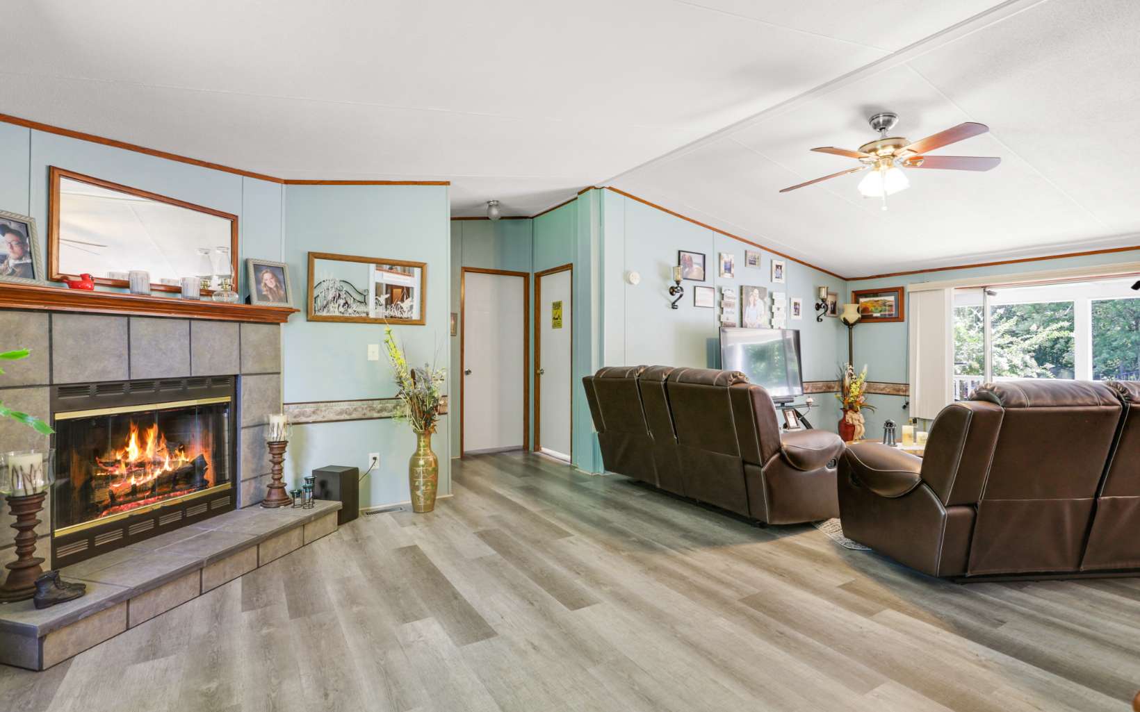 611 Wash Wilson Road Blue Ridge, GA 30513 - Photo 10 of 26 a living room with furniture and a fireplace