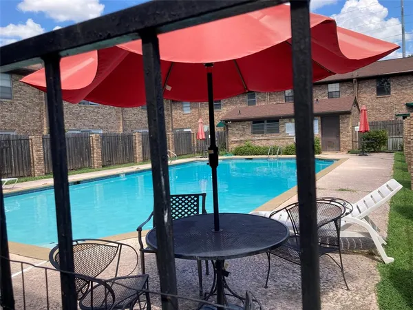 a view of utility room