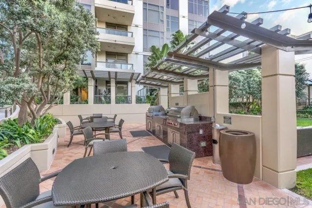 $1,295,000 | 700 West E Street, Unit 2404, San Diego, CA 92101