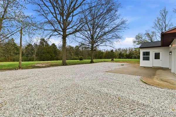 $450,000 | 31857 Cedar Trail Road, Warrenton, MO 63383