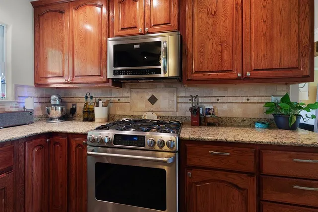 $599,999 | 10292 U.S. Highway 190, Lometa, TX 76853