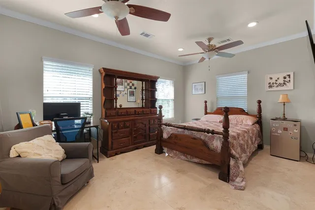 $599,999 | 10292 U.S. Highway 190, Lometa, TX 76853