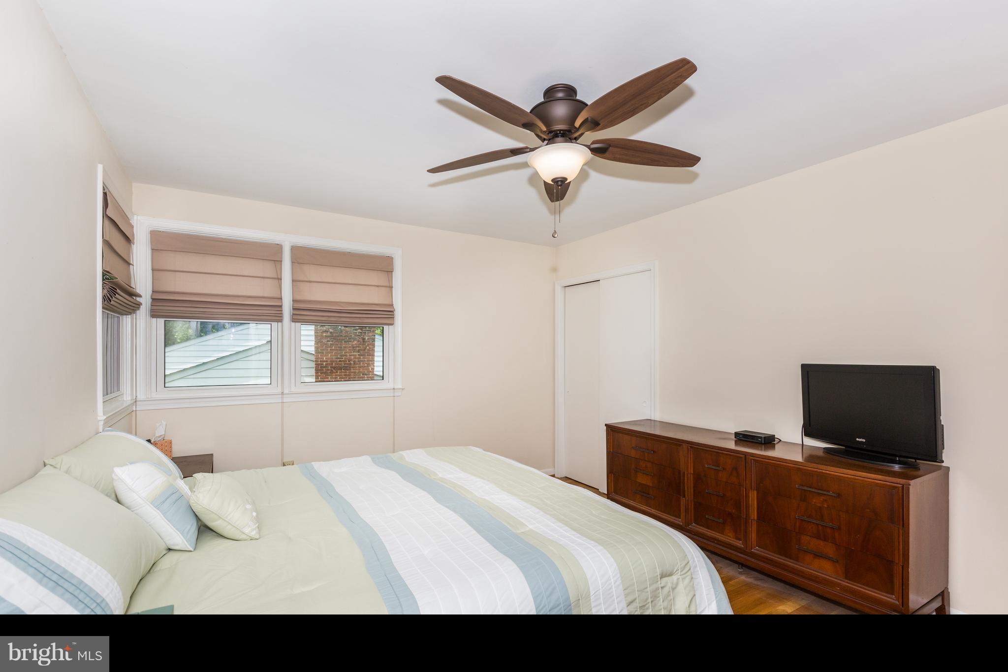 205 Meadowvale Road Lutherville-Timonium, MD 21093 - Photo 21 of 30 Master bedroom can be your oasis.
