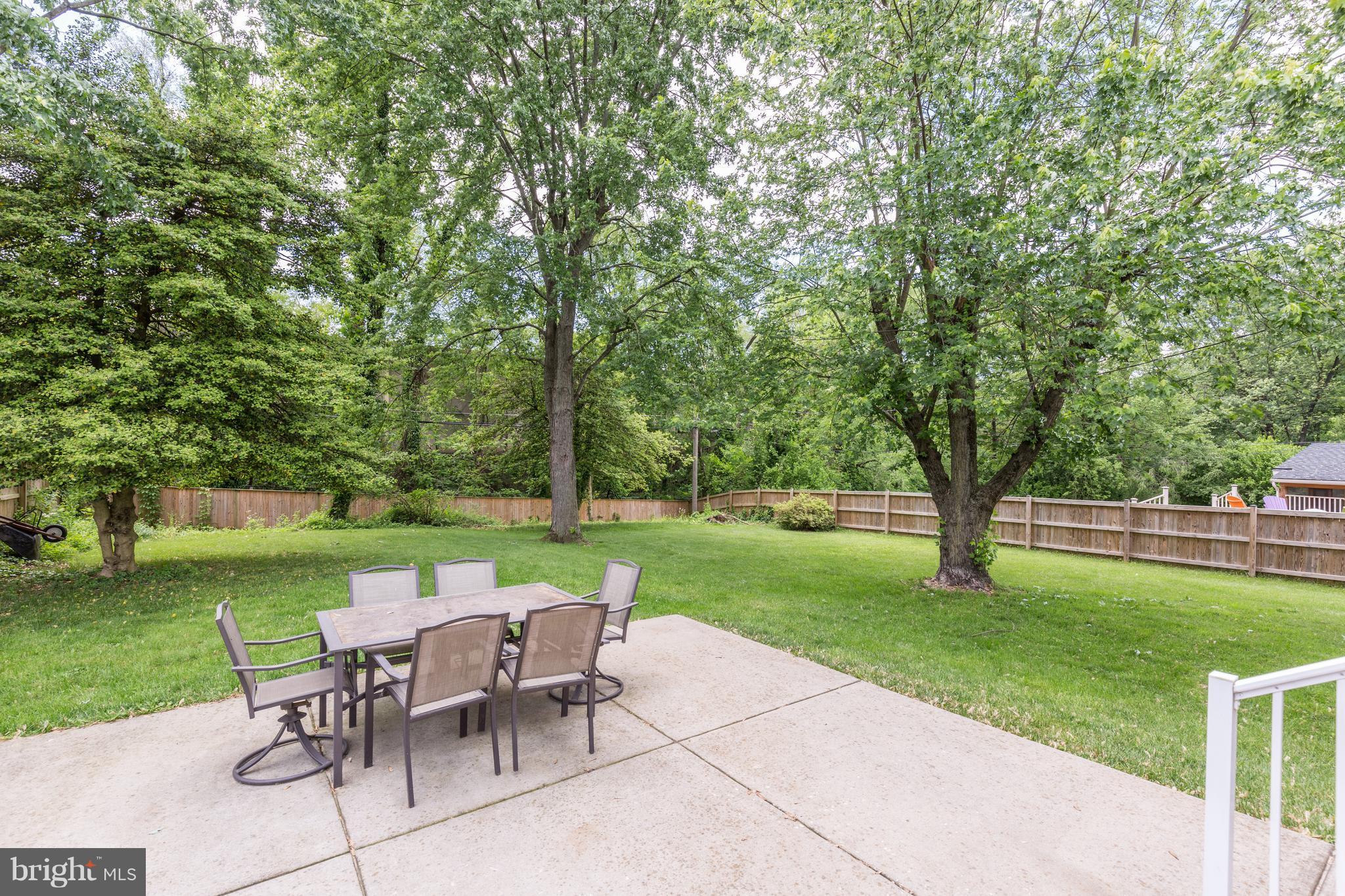 205 Meadowvale Road Lutherville-Timonium, MD 21093 - Photo 29 of 30 Grab some lemonade, kick back, and relax.