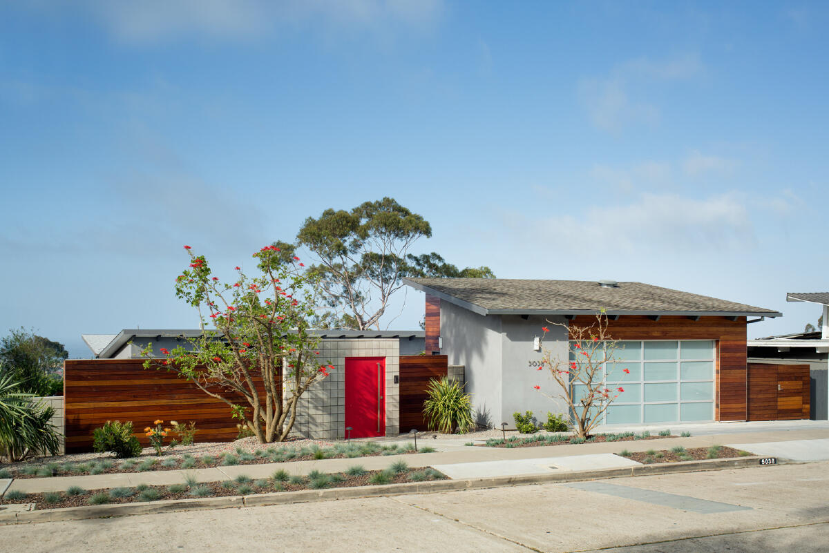 5038 Windsor Drive Pacific Beach, CA 92109 - Photo 5 of 33 _M5A5759