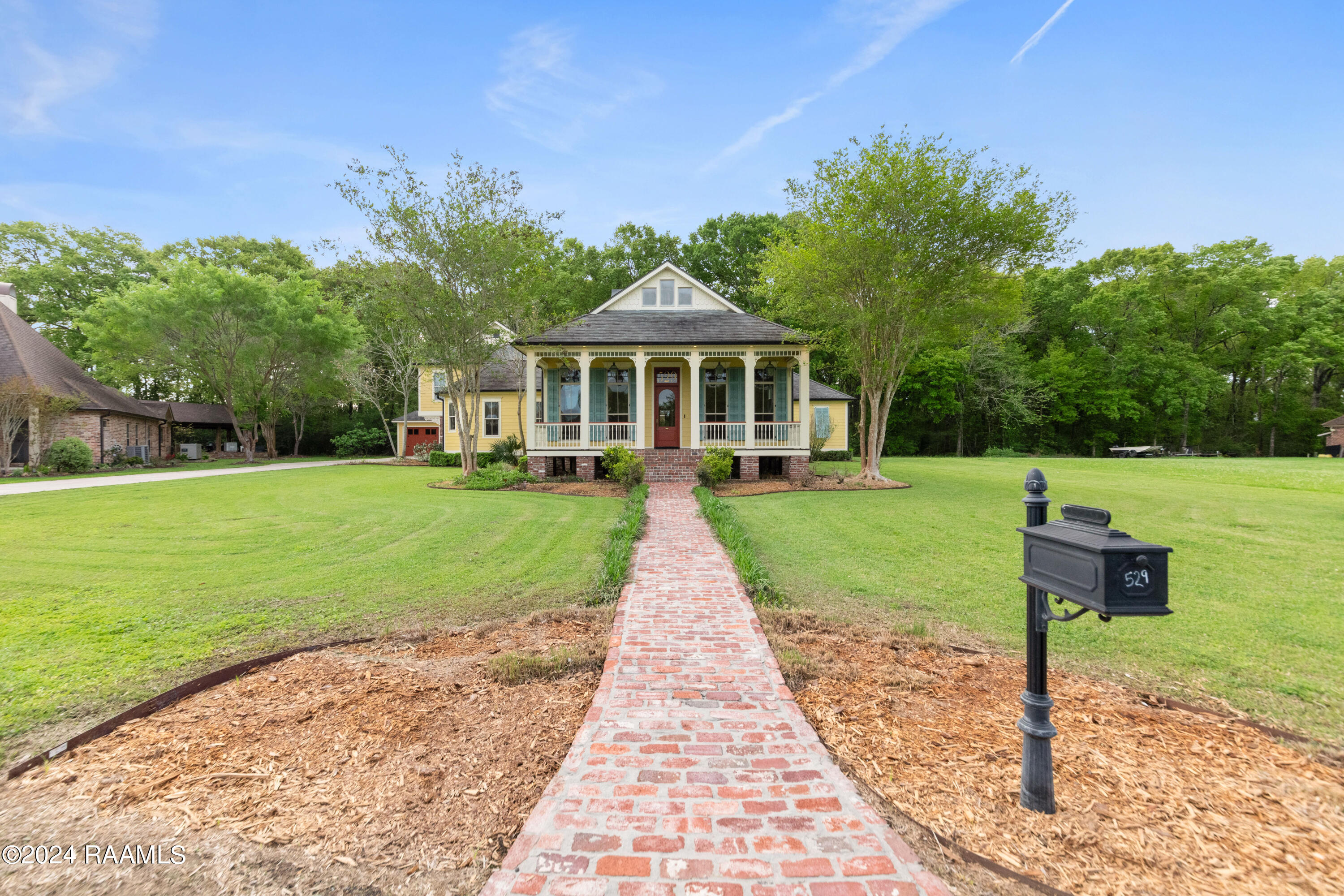 529 Rue La Belle Breaux Bridge, LA 70517 - Photo 3 of 50 529RueLaBelle-1