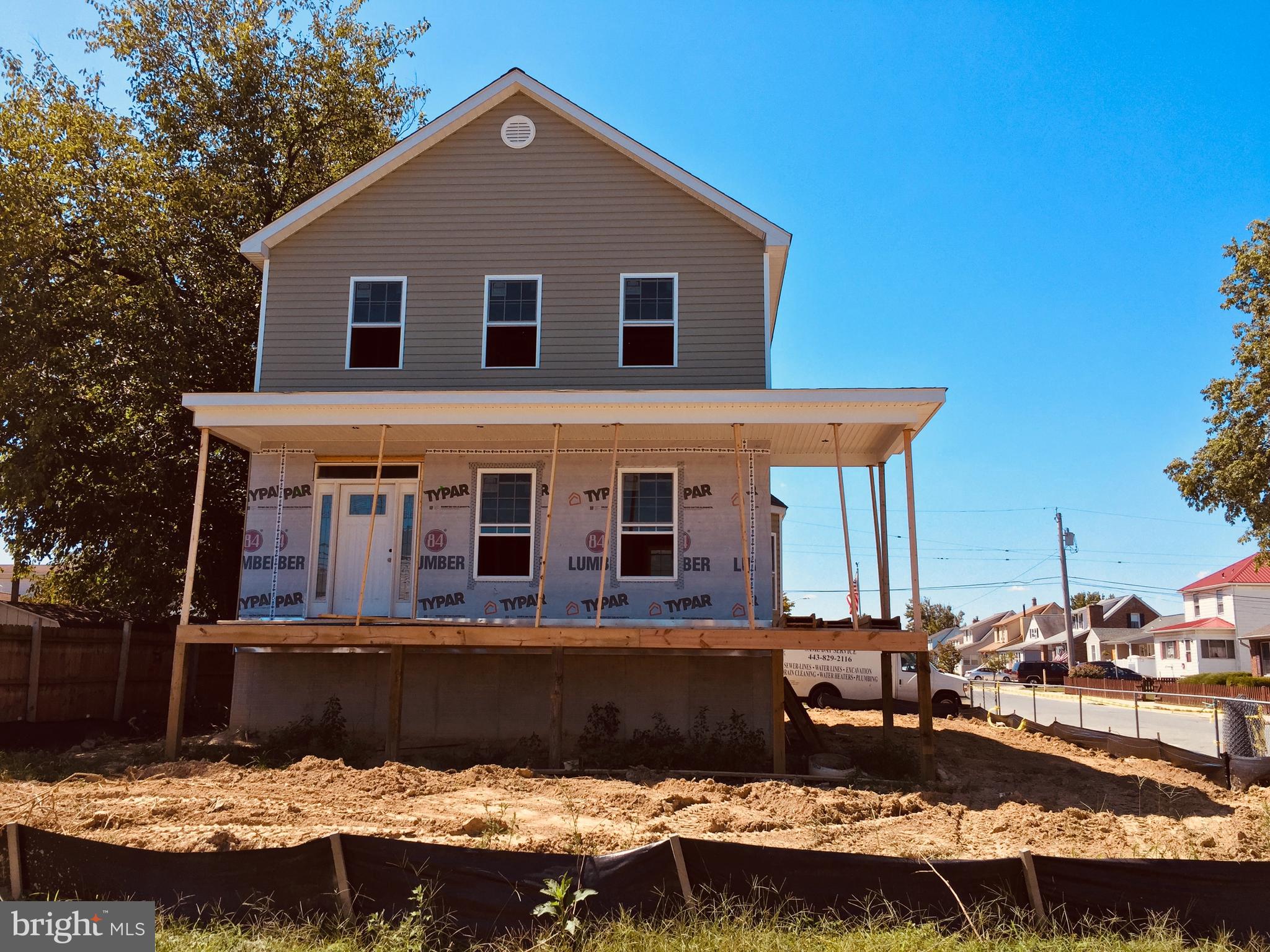 7101 Old North Point Road Baltimore, MD 21219 - Photo 6 of 14 Gallery Image 6