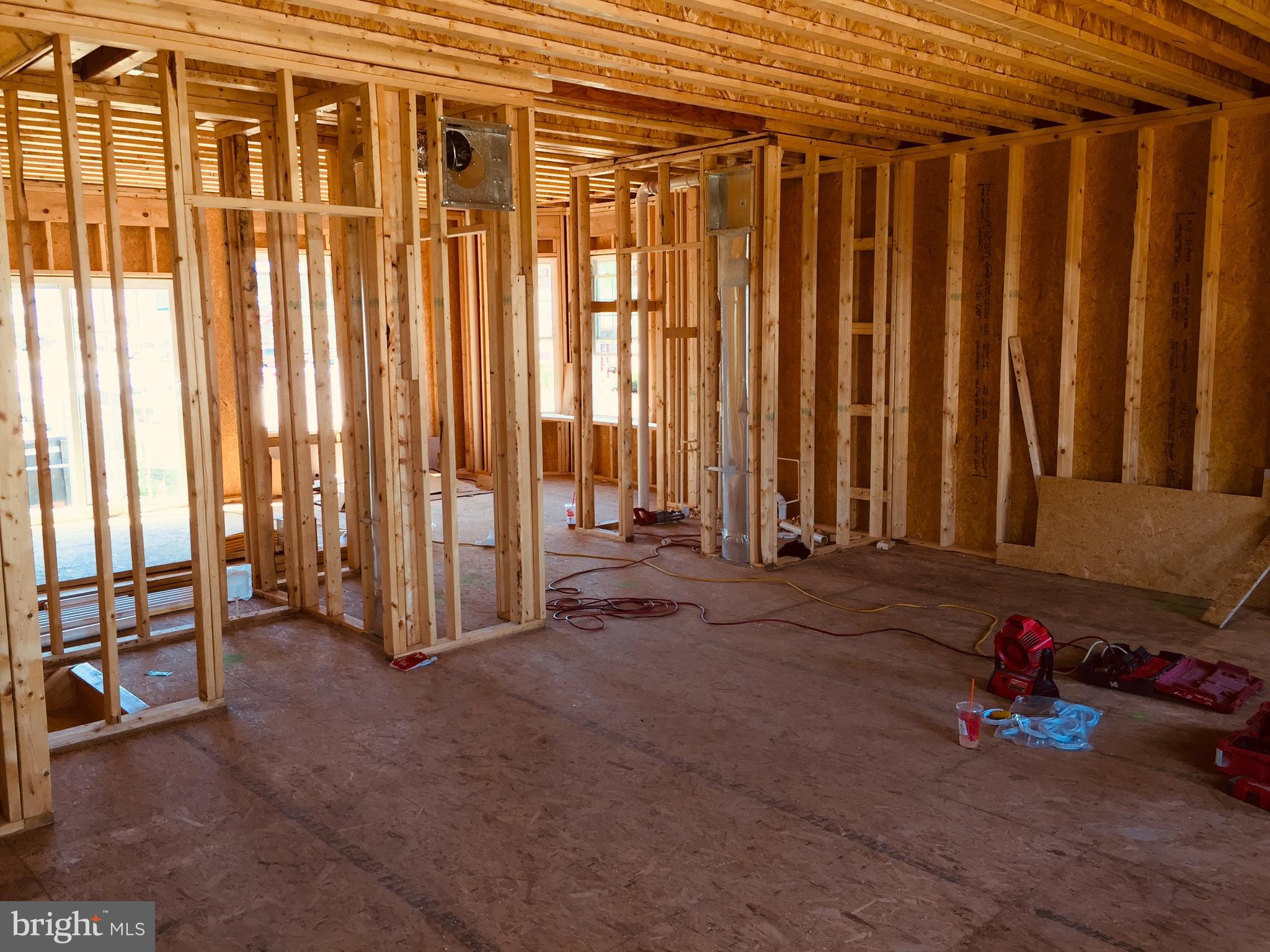 7101 Old North Point Road Baltimore, MD 21219 - Photo 9 of 14 Gallery Image 9