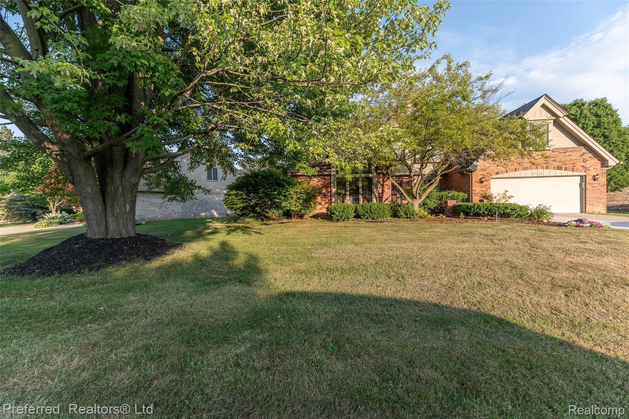 31170 Country Ridge Circle Farmington, MI 48331 - Photo 46 of 56 DSC_1134.jpg