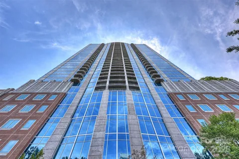 a view of an outdoor space