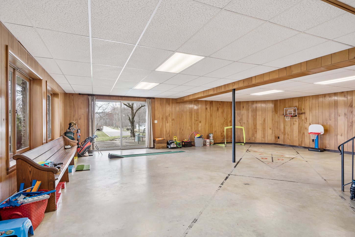 1411 East Springhill Road Warsaw, IN 46580 - Photo 30 of 36 Gallery Image 30