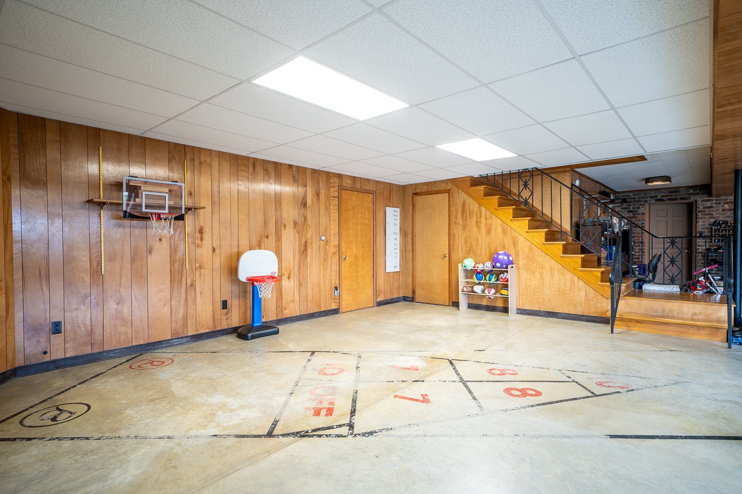 1411 East Springhill Road Warsaw, IN 46580 - Photo 31 of 36 Gallery Image 31