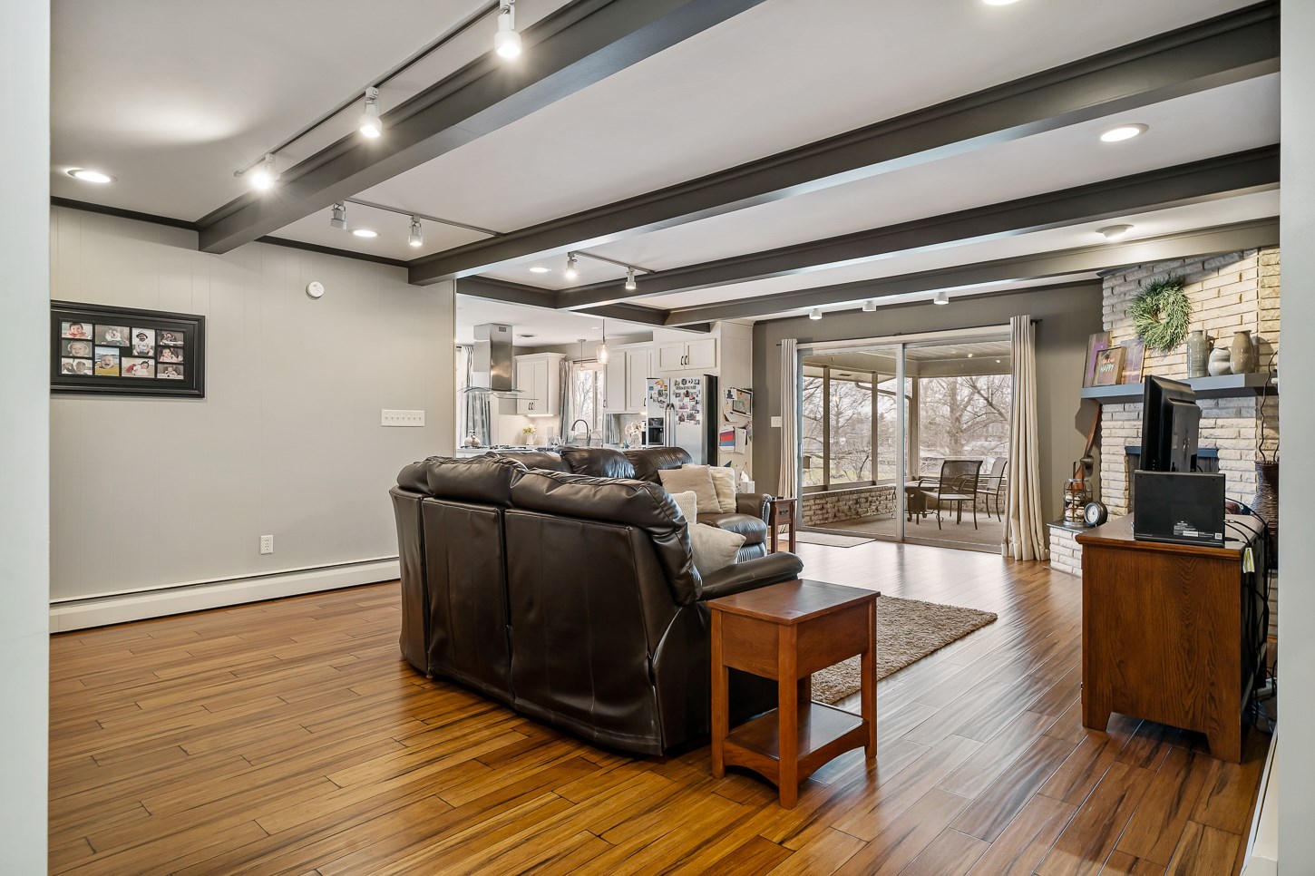 1411 East Springhill Road Warsaw, IN 46580 - Photo 5 of 36 Gallery Image 5