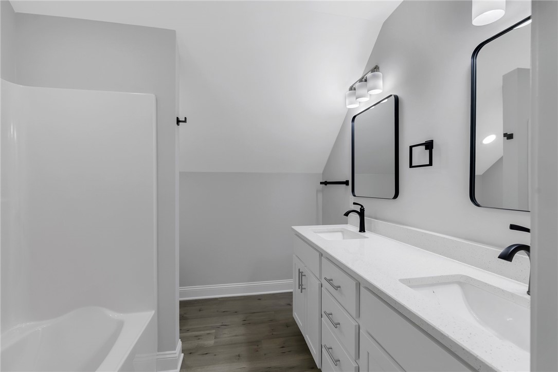 3064 Woodale Circle Seneca, SC 29678 - Photo 16 of 34 Bath 2 - Upper Level