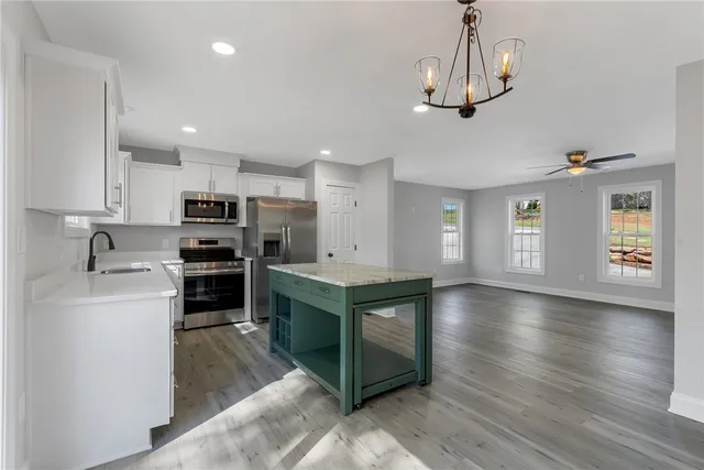 $395,000 | 3064 Woodale Circle, Seneca, SC 29678