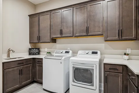 $1,325,000 | 2026 Conductor Lane, Thompson's Station, TN 37179