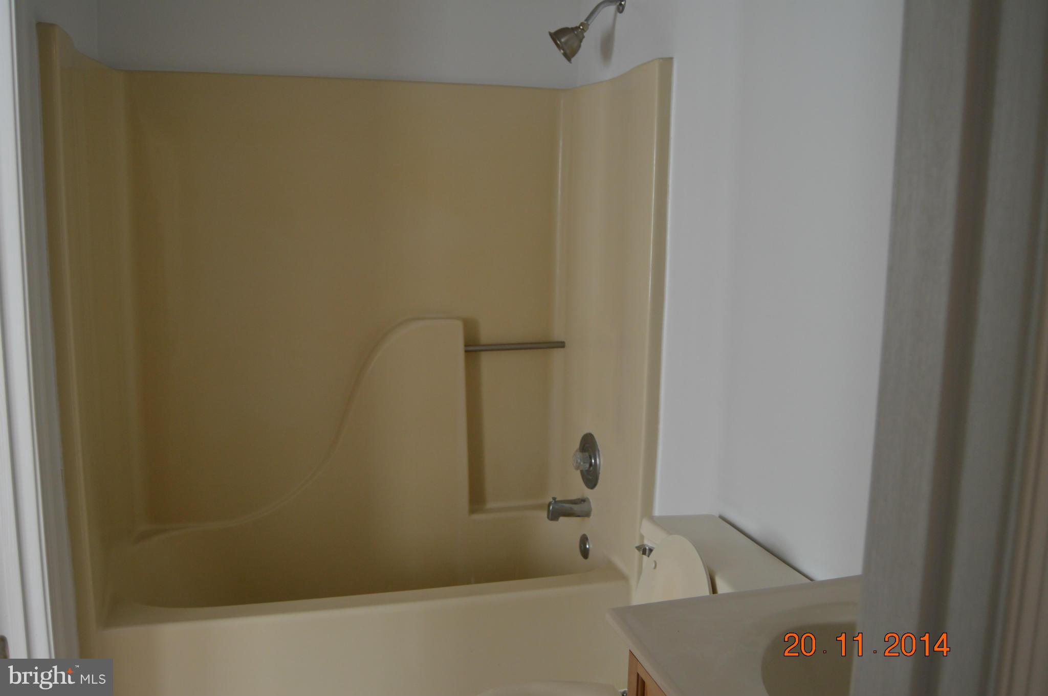 2227 Shore Drive Edgewater, MD 21037 - Photo 24 of 24 Bath (Master)