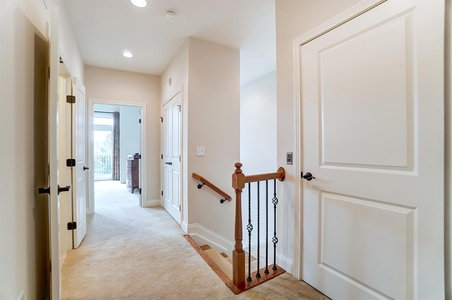1124 Riverside Drive Cincinnati, OH 45202 - Photo 28 of 50 Gallery Image 28