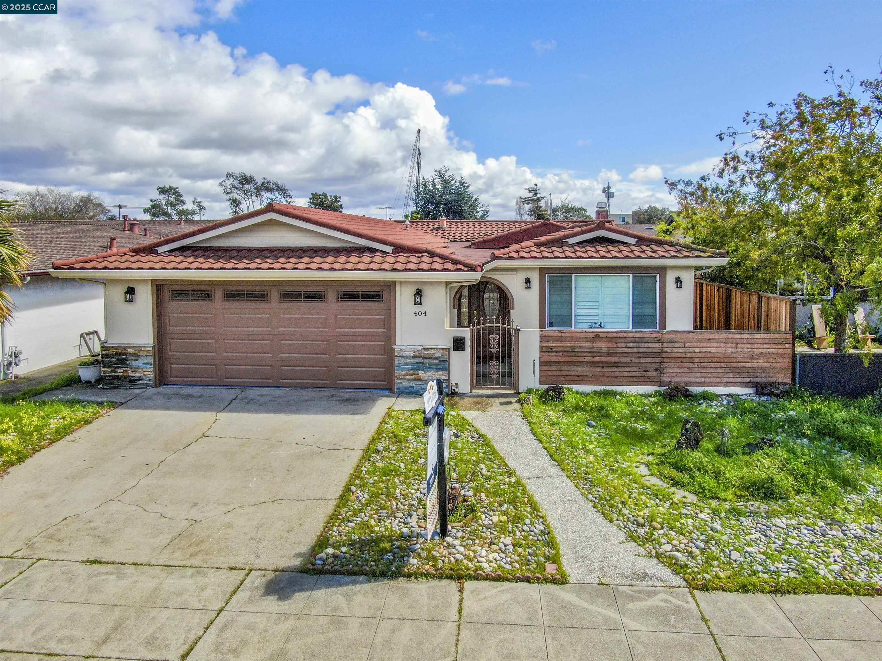 404 Coral Reef Road Alameda, CA 94501 - Photo 20 of 33 front view of a house with a yard