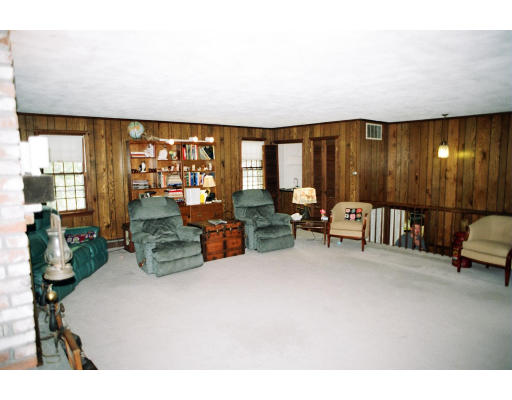 151 Peakham Road Sudbury, MA 01776 - Photo 5 of 11