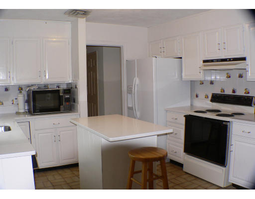 151 Peakham Road Sudbury, MA 01776 - Photo 6 of 11