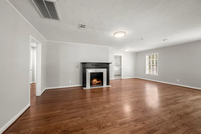 $1,695 | 6438 Pinehurst Drive, Houston, TX 77023