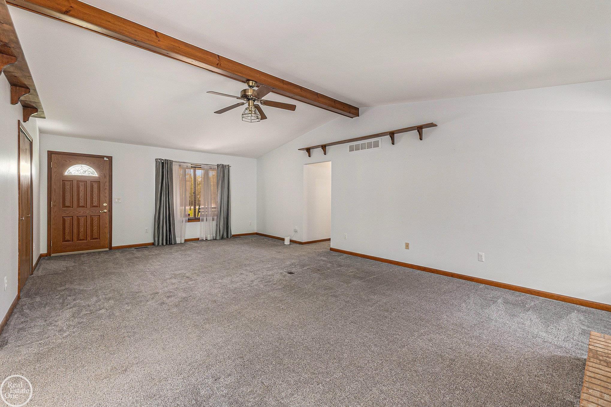 60520 Ray Center Road Ray, MI 48096 - Photo 9 of 35 50174519-b49373b4-3f91-4553-ab98-ca9c402563c2.JPG