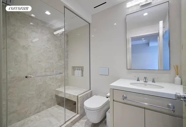 $9,750,000 | 870 5th Avenue, Unit 14E | Lenox Hill