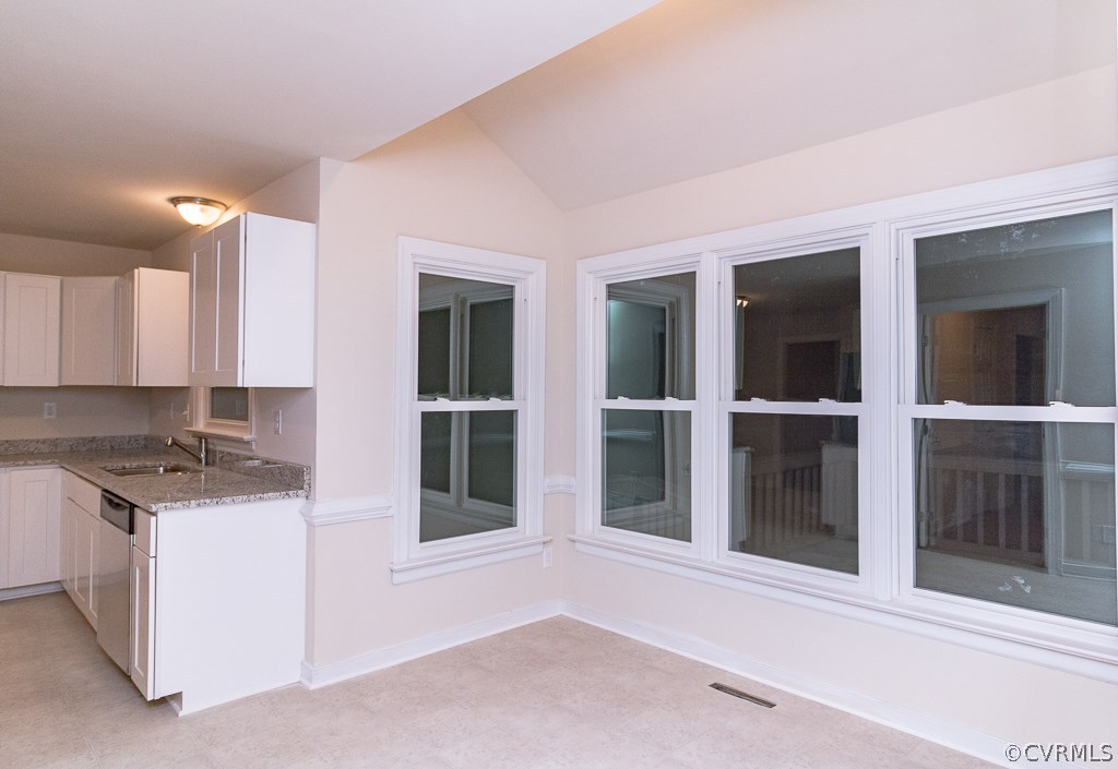 5504 West Bay Road Midlothian, VA 23112 - Photo 8 of 47 Gallery Image 8