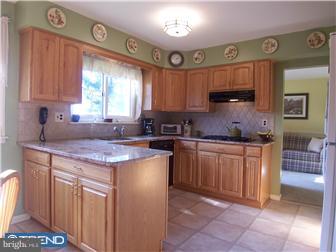 764 Amsterdam Road Mount Laurel, NJ 08054 - Photo 5 of 12
