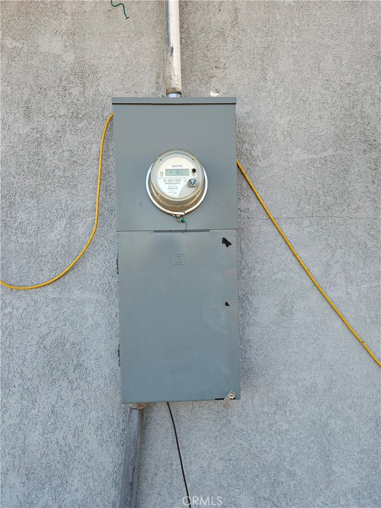 31576 Emerald Road Lucerne Valley, CA 92356 - Photo 17 of 44