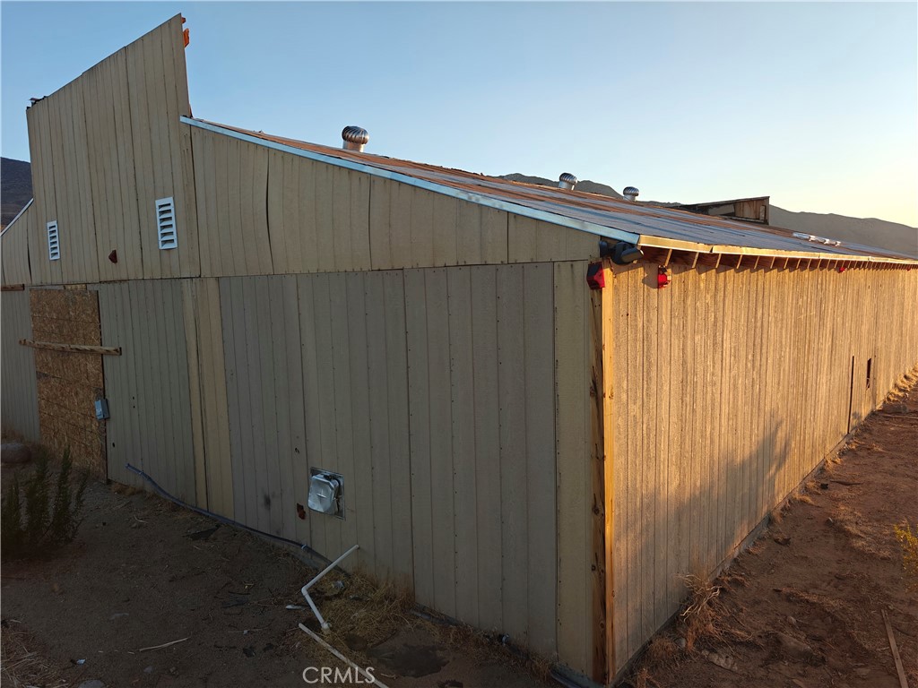 31576 Emerald Road Lucerne Valley, CA 92356 - Photo 7 of 44
