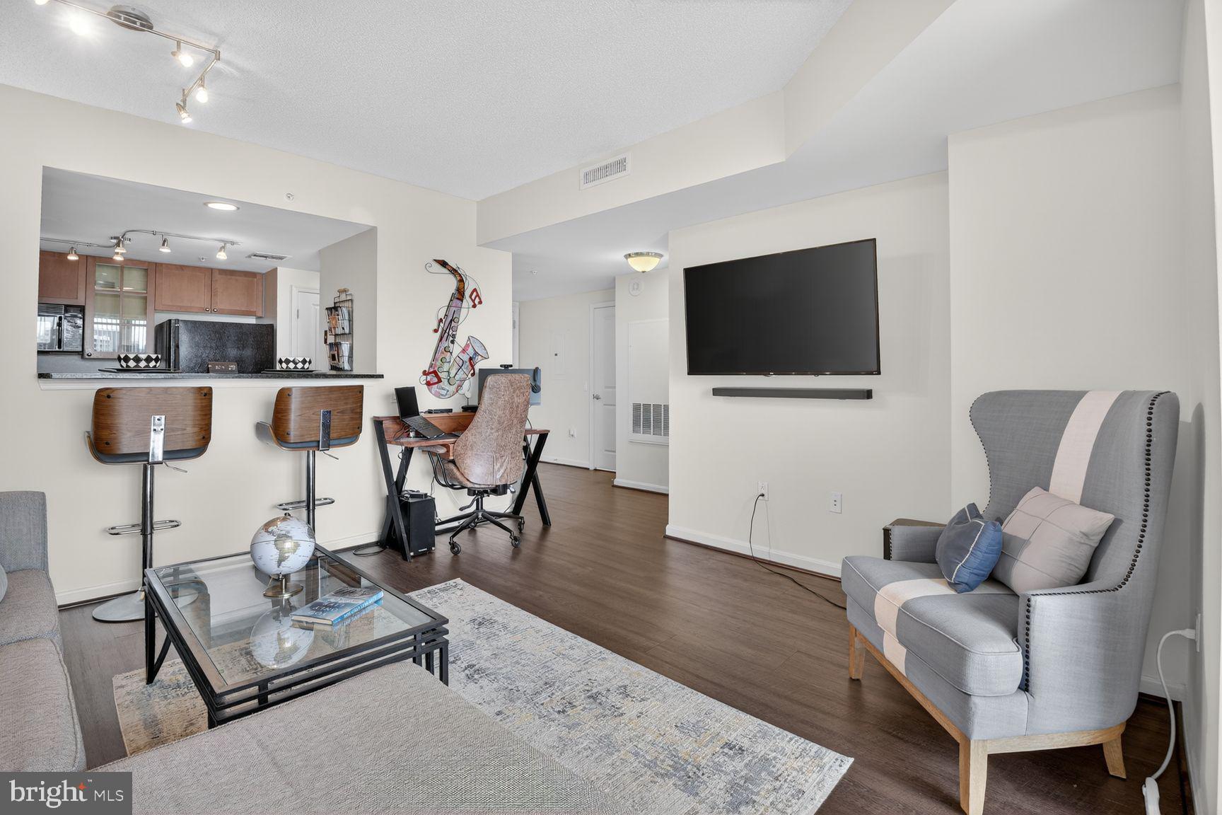 930 Wayne Avenue, Unit 907 Silver Spring, MD 20910 - Photo 11 of 54