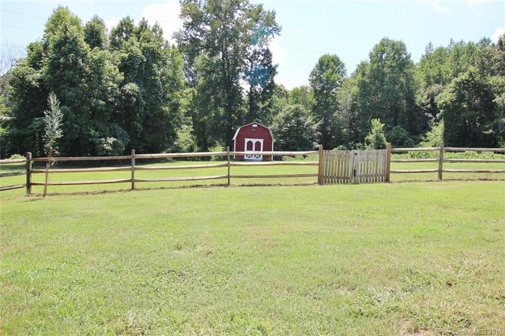 2883 Greenleaf Road Clover, SC 29710 - Photo 22 of 22