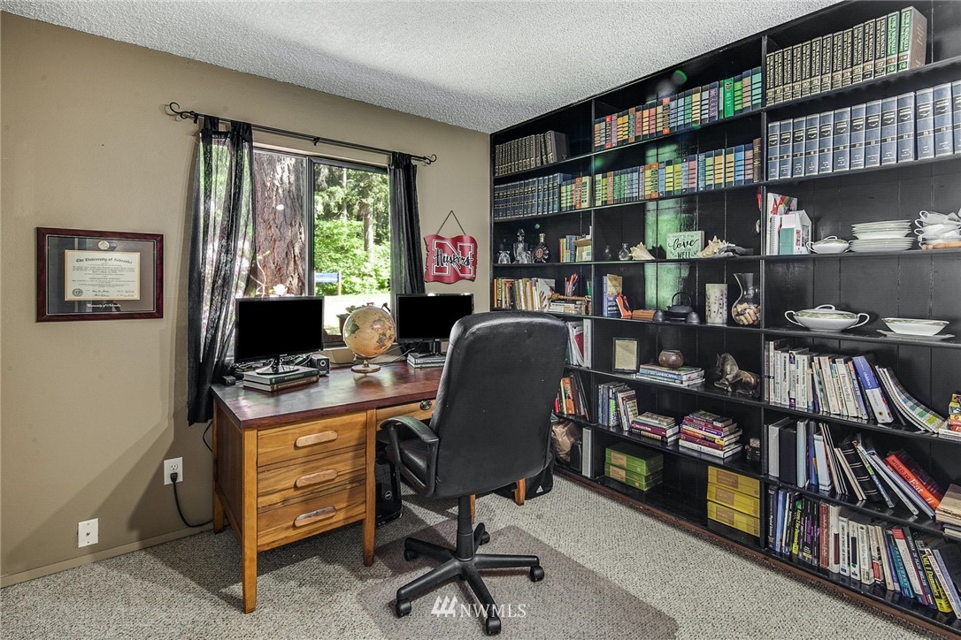 14515 Southeast 139th Place Renton, WA 98059 - Photo 12 of 35 Gallery Image 12