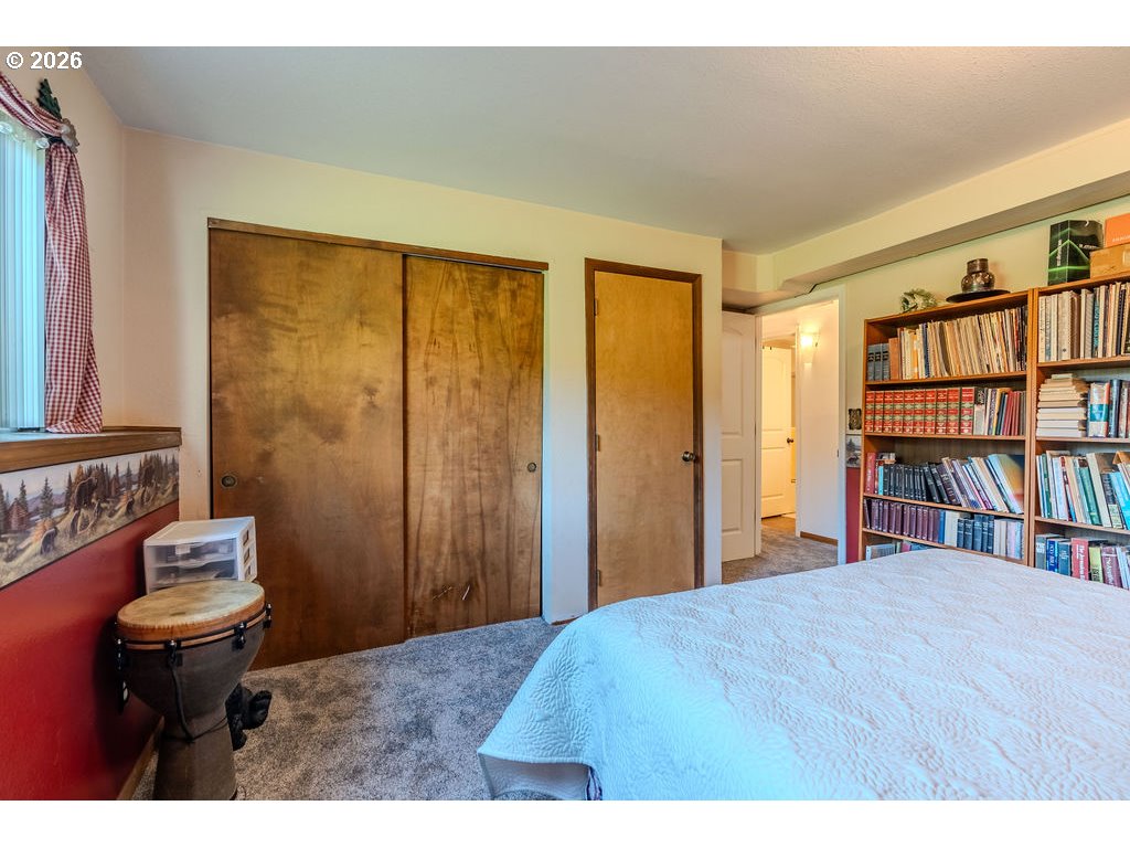 32728 Northeast Chamberlain Road Corbett, OR 97019 - Photo 32 of 45 Bedroom