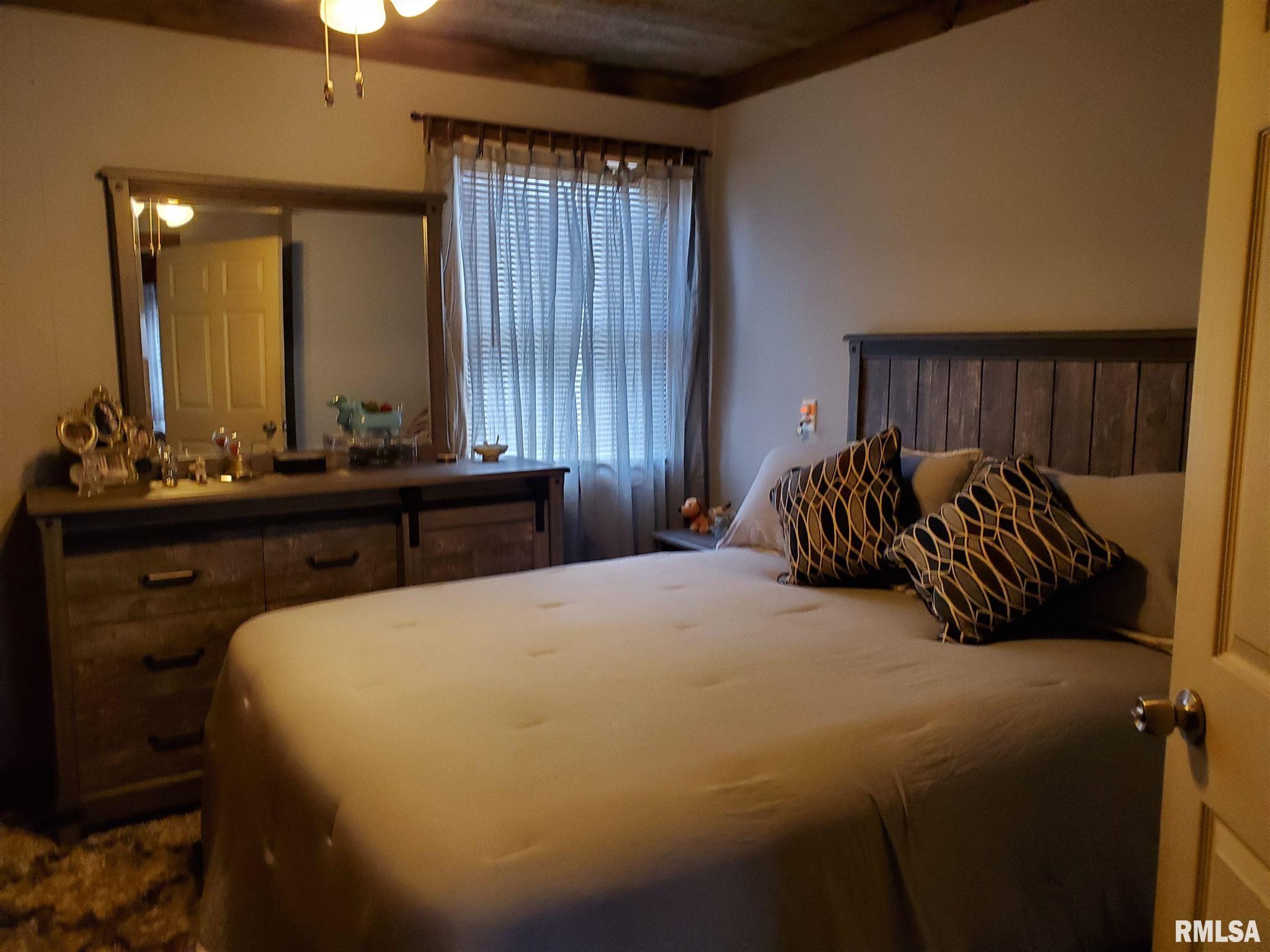 530 Beagle Road Stonefort, IL 62987 - Photo 15 of 39