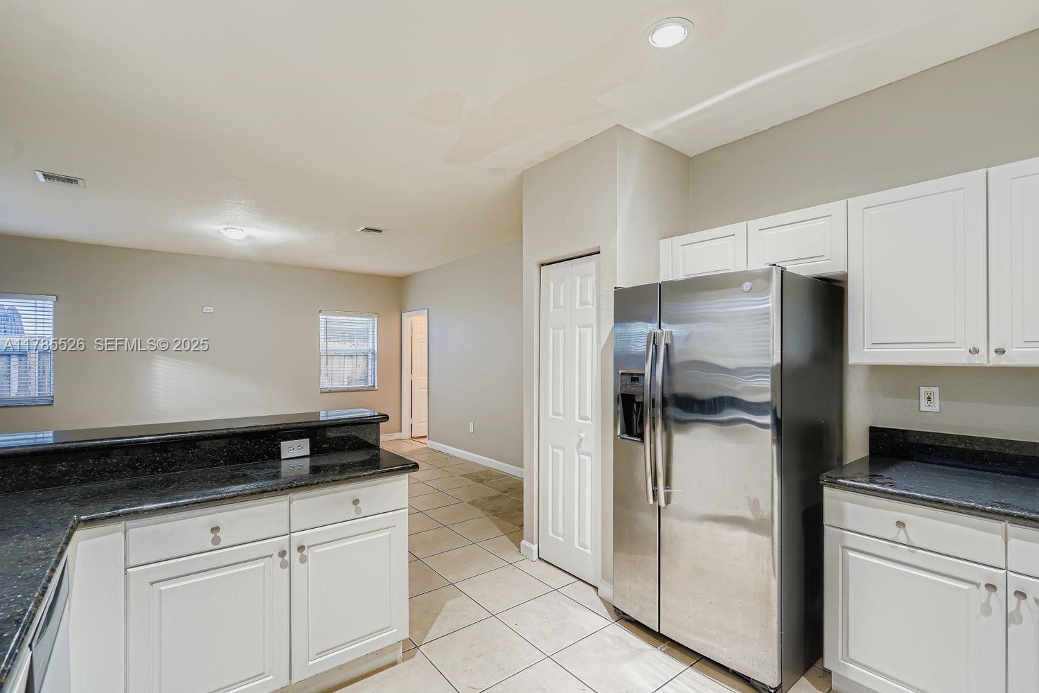 146 Northeast 36th Terrace Homestead, FL 33033 - Photo 11 of 37