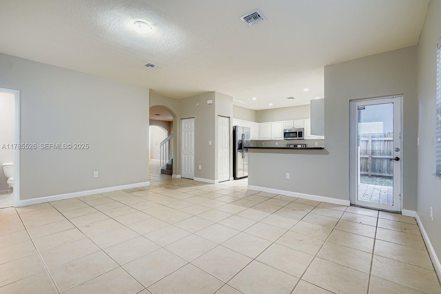 146 Northeast 36th Terrace Homestead, FL 33033 - Photo 13 of 37