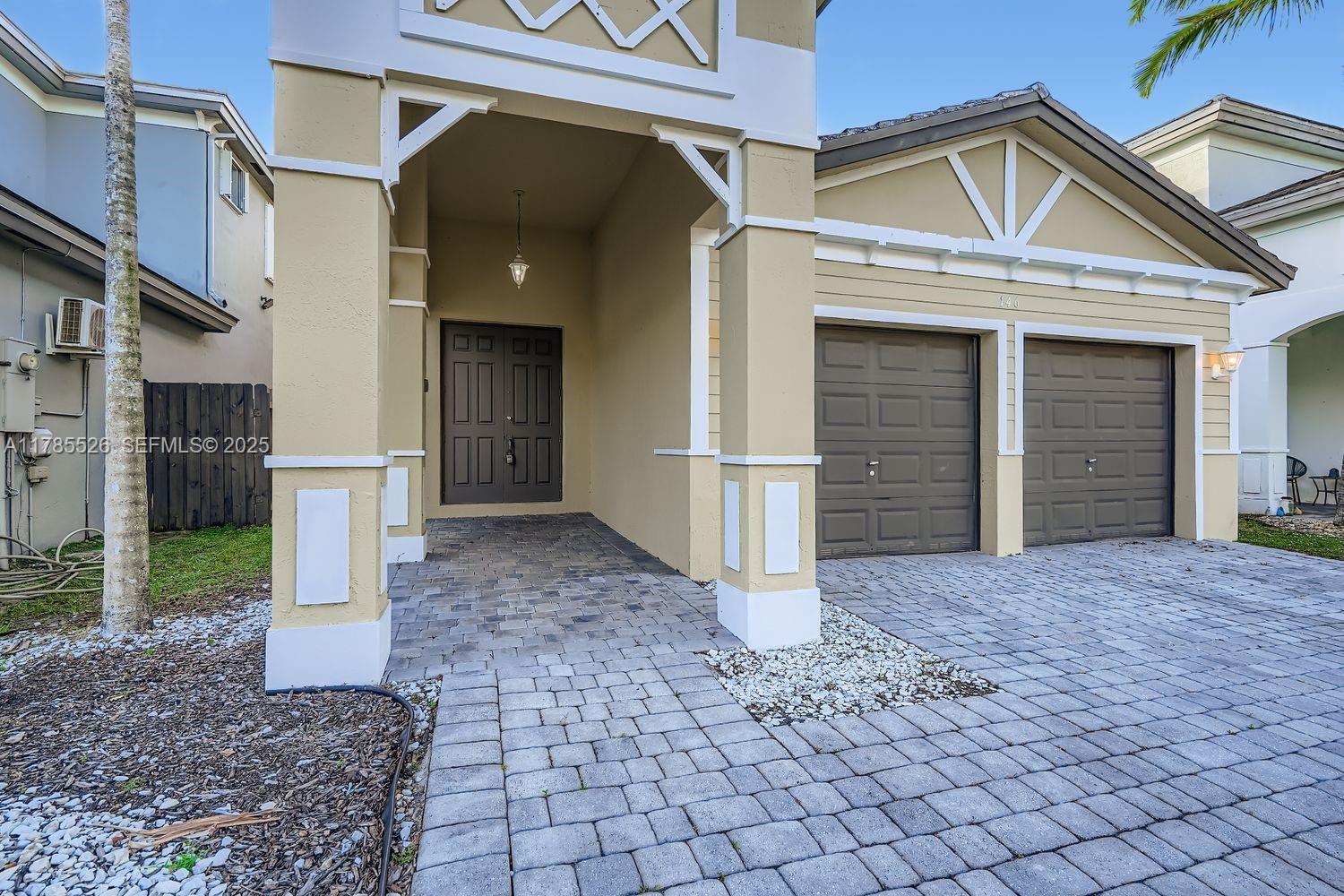 146 Northeast 36th Terrace Homestead, FL 33033 - Photo 4 of 37