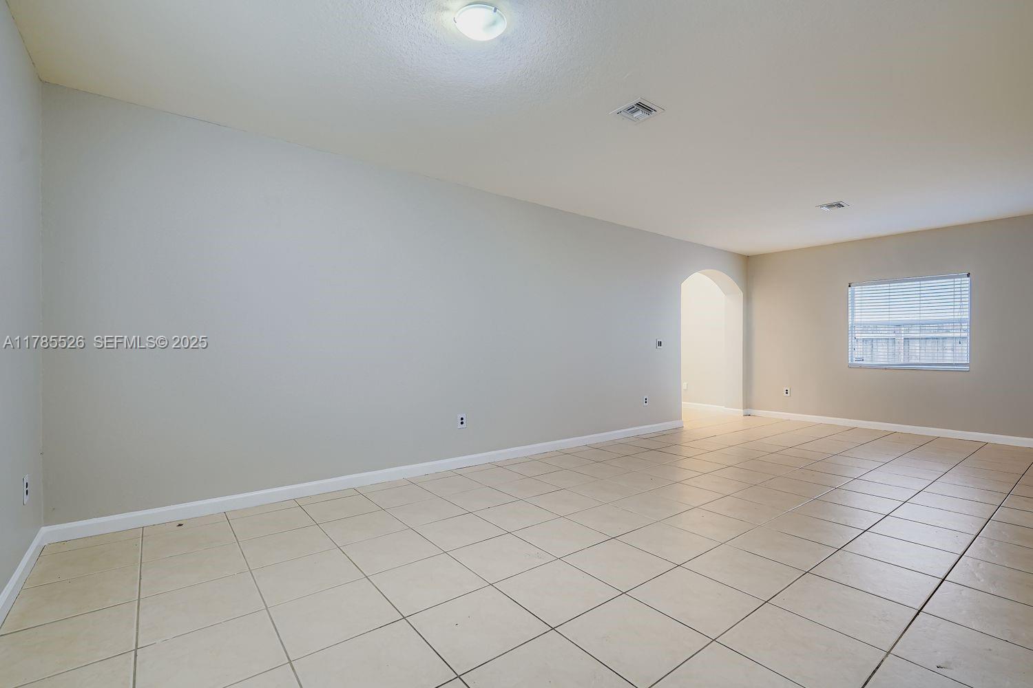 146 Northeast 36th Terrace Homestead, FL 33033 - Photo 7 of 37