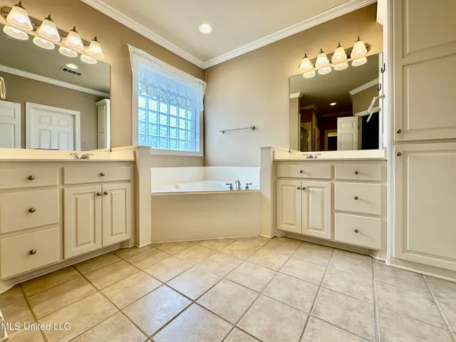 $430,000 | 105 Glen Auburn Drive, Clinton, MS 39056