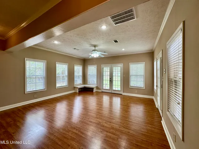 $430,000 | 105 Glen Auburn Drive, Clinton, MS 39056