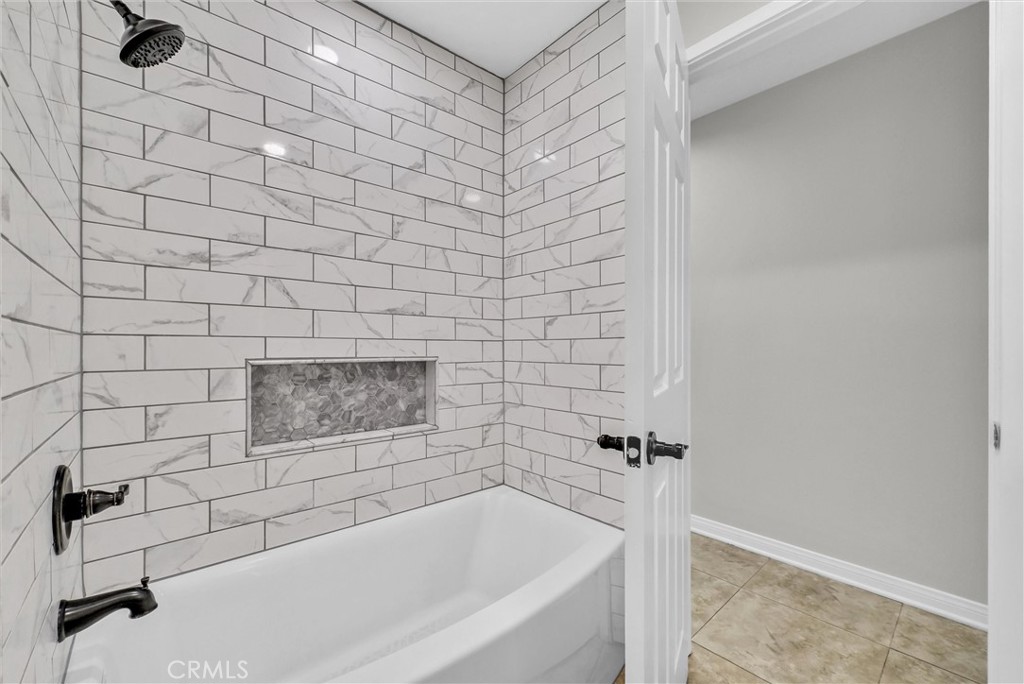 2862 Westridge Road Riverside, CA 92506 - Photo 18 of 34