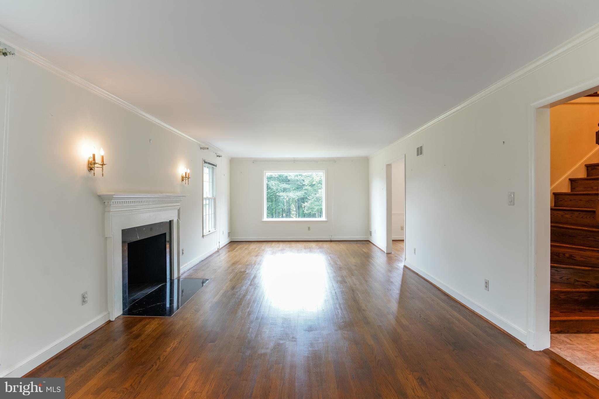 12320 Rivers Edge Drive Potomac, MD 20854 - Photo 5 of 23 Formal Living Room