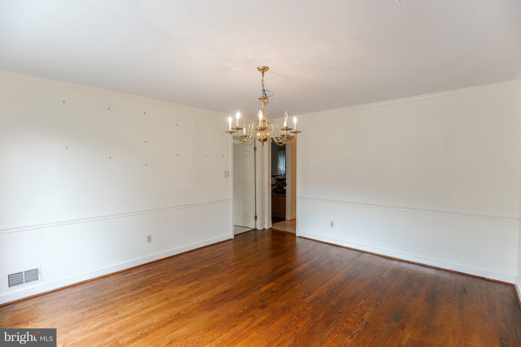 12320 Rivers Edge Drive Potomac, MD 20854 - Photo 8 of 23 Formal Dining Room