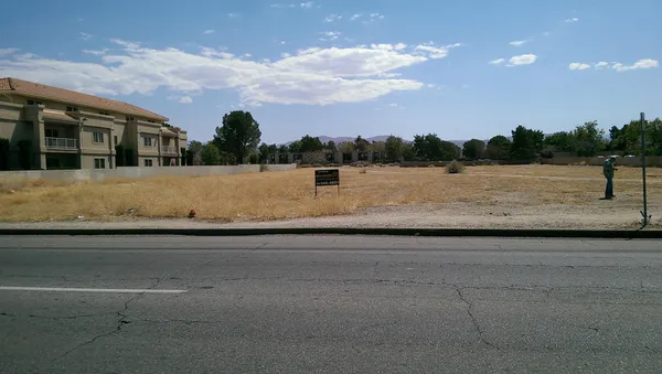 $345,999 | 32 Street East & Palmdale Boulevard, Palmdale, CA 93550