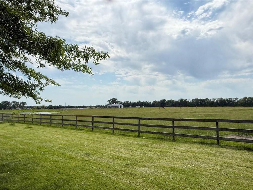 31700 Osawatomie Road Paola, KS 66071 - Photo 5 of 6