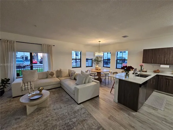 $2,700 | 15520 Southwest 136th Street, Unit 106, Miami, FL 33196